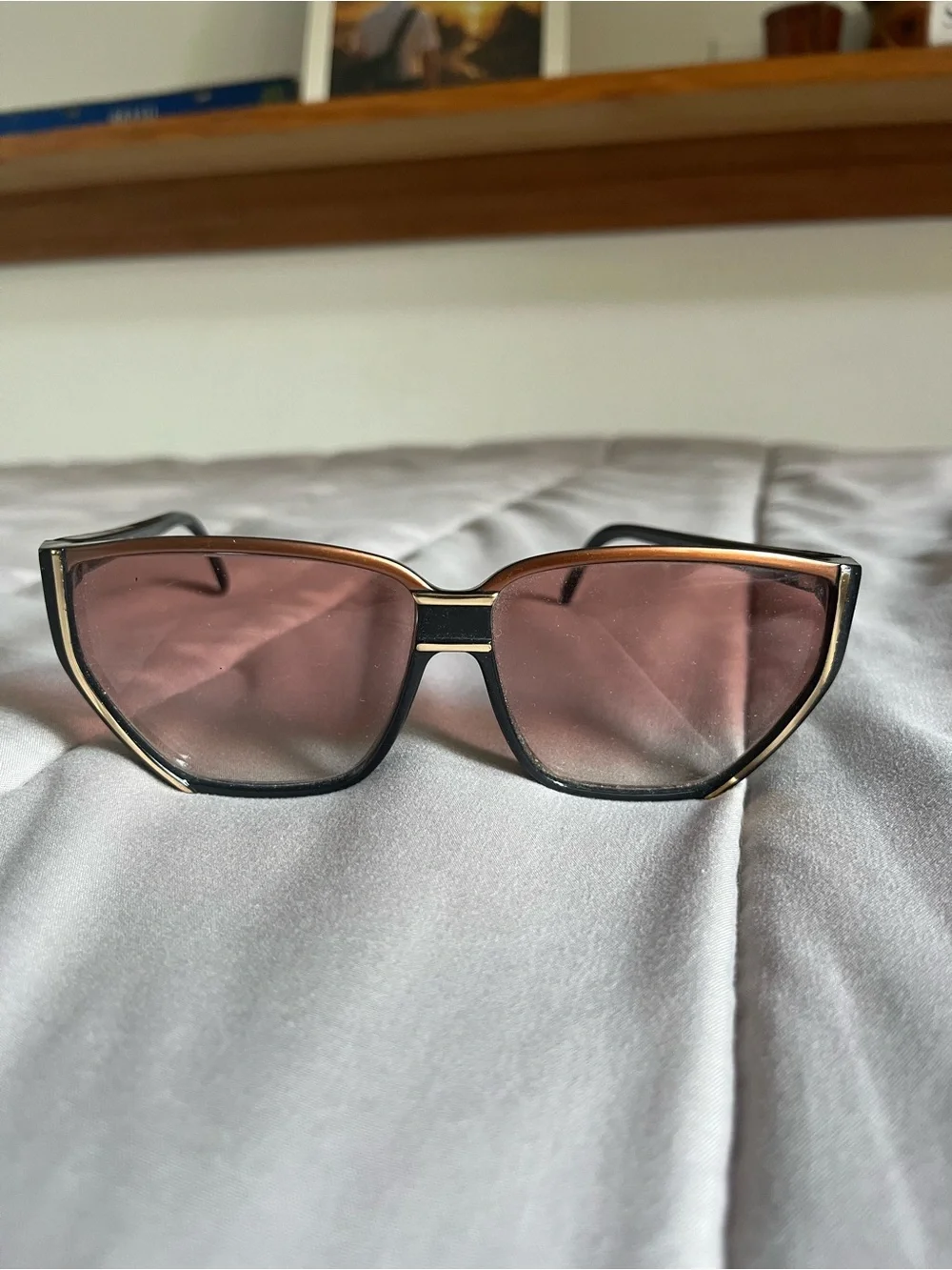 French designerWomen’s Cat-Eye Sunglasses - Black Frame with Pink GradientLenses